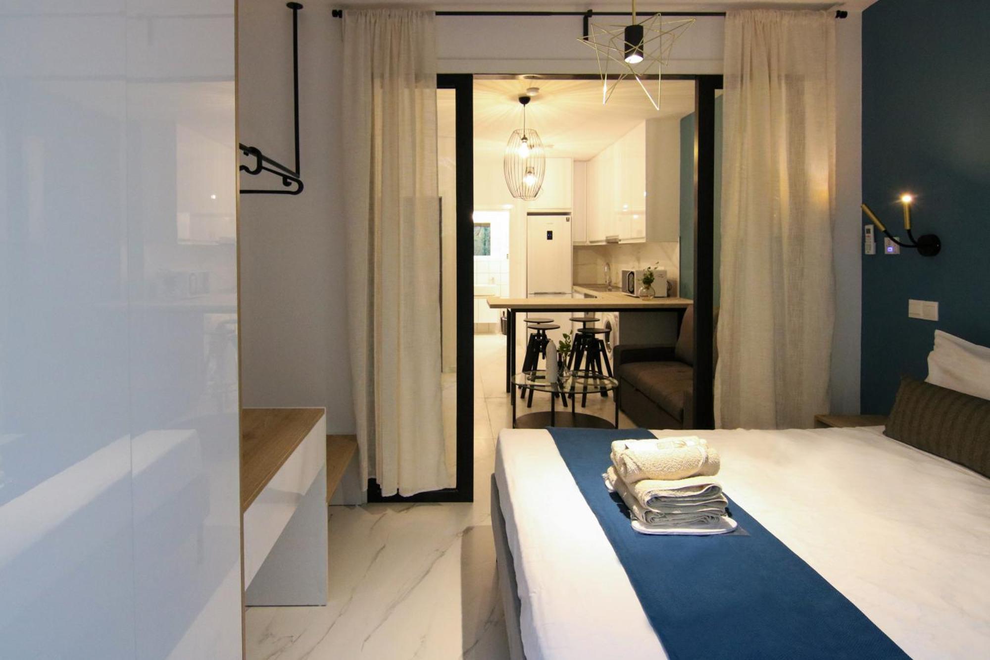 Phaedrus Living Seaside Romantic Flat Limnaria 123 Paphos Bagian luar foto