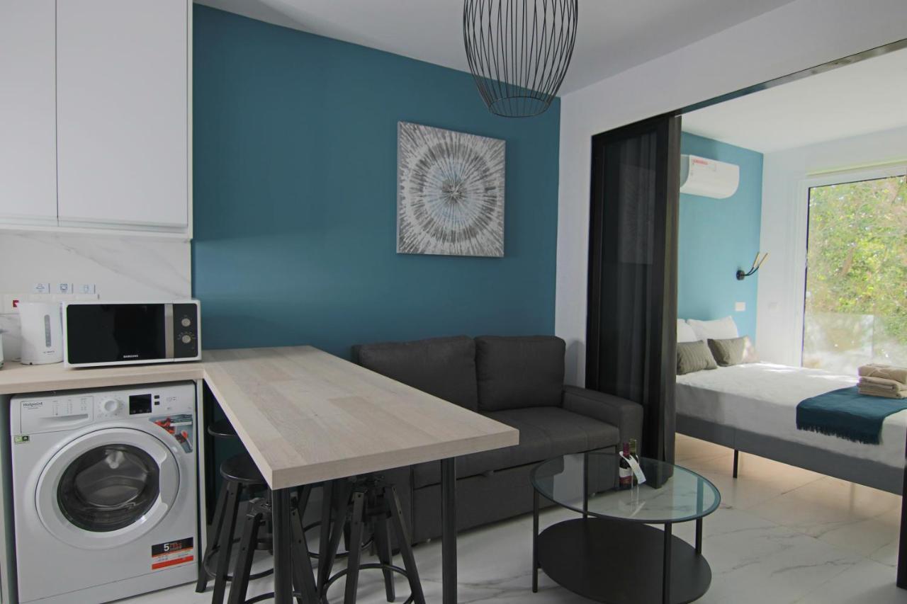 Phaedrus Living Seaside Romantic Flat Limnaria 123 Paphos Bagian luar foto